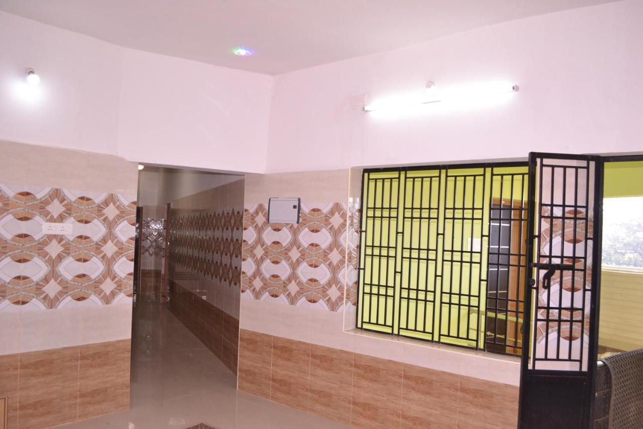 Yuga Guest House Kuttālam Екстериор снимка
