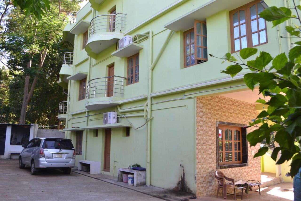 Yuga Guest House Kuttālam Екстериор снимка