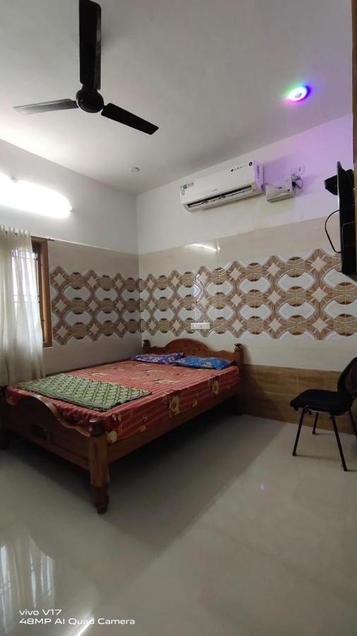 Yuga Guest House Kuttālam Екстериор снимка